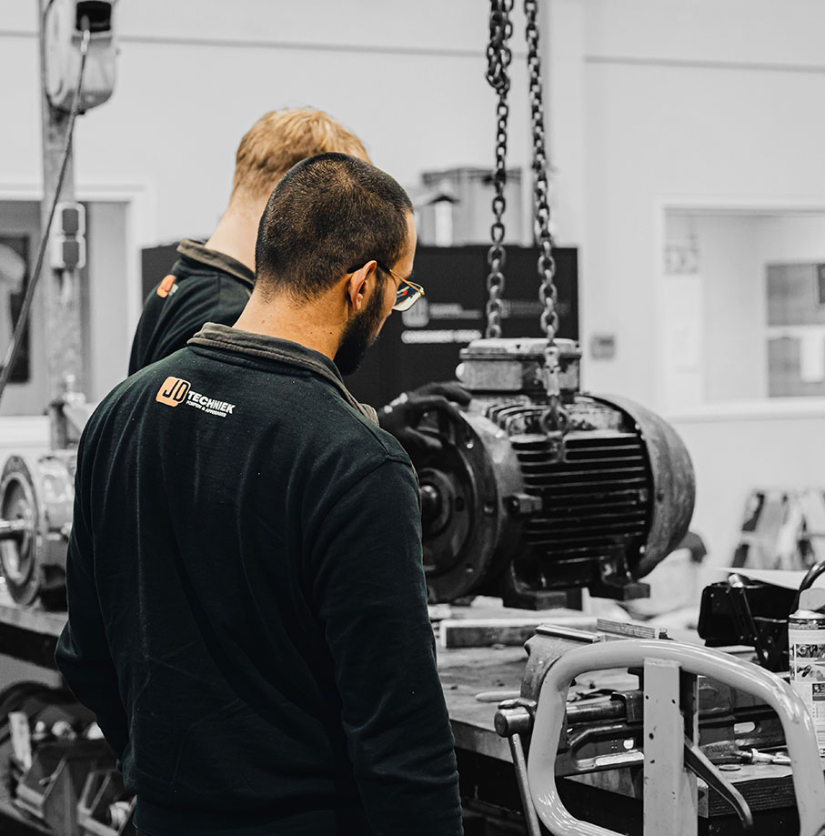 Revisiewerkzaamheden uitgevoerd door JD Techniek aan industriële pompen en appendages